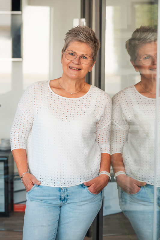 Susanne van Drünen, Empfang/ Sekretariat